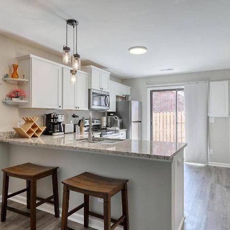 Апартаменти Stylish Haven New Walk To The Ocean Smart Tvs Wifi Мертл-Біч Екстер'єр фото